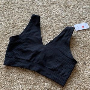 NWT Black V-Neck Sports Bra - M